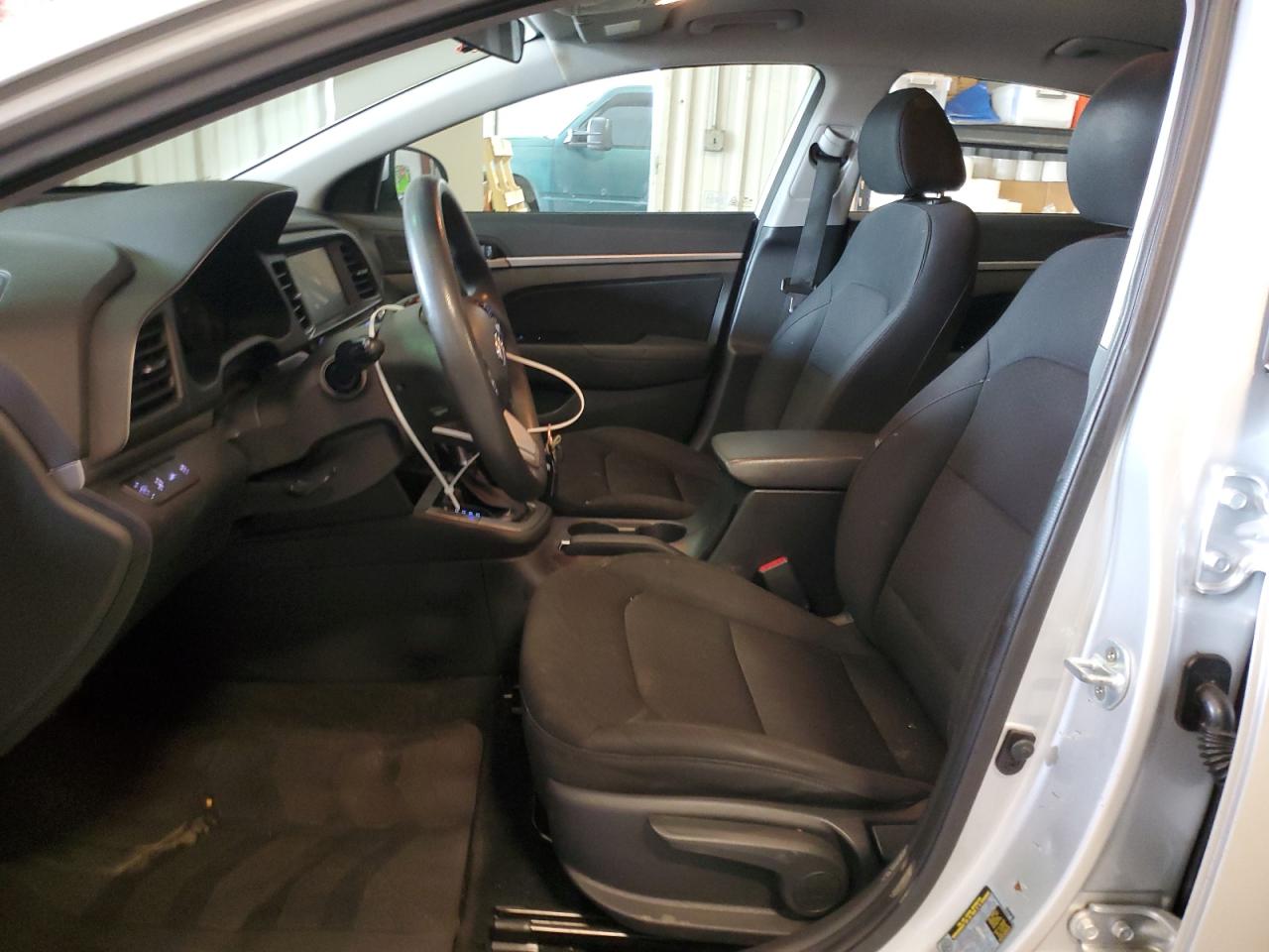 2019 Hyundai Elantra - Image 7