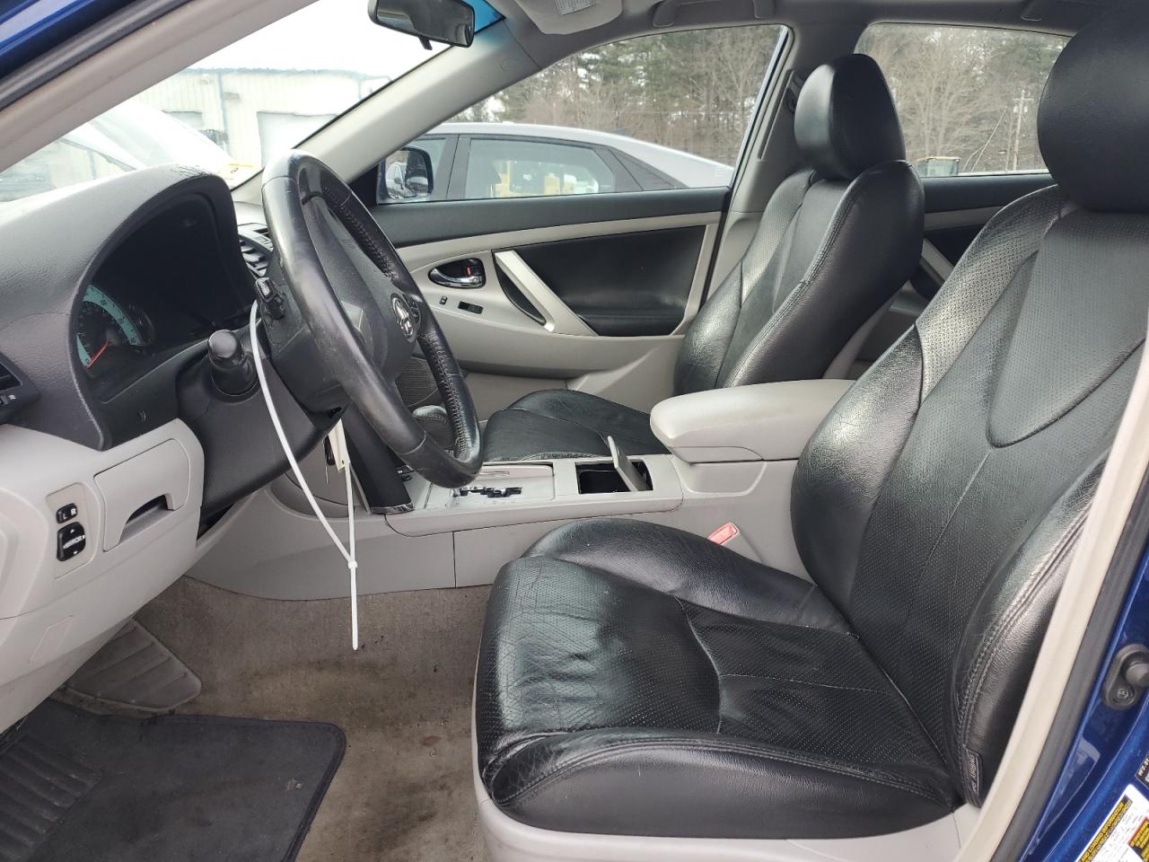 2009 Toyota Camry - Image 7