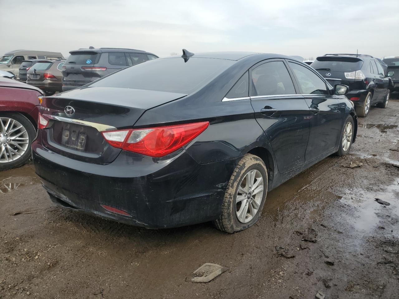 2011 Hyundai Sonata - Image 3