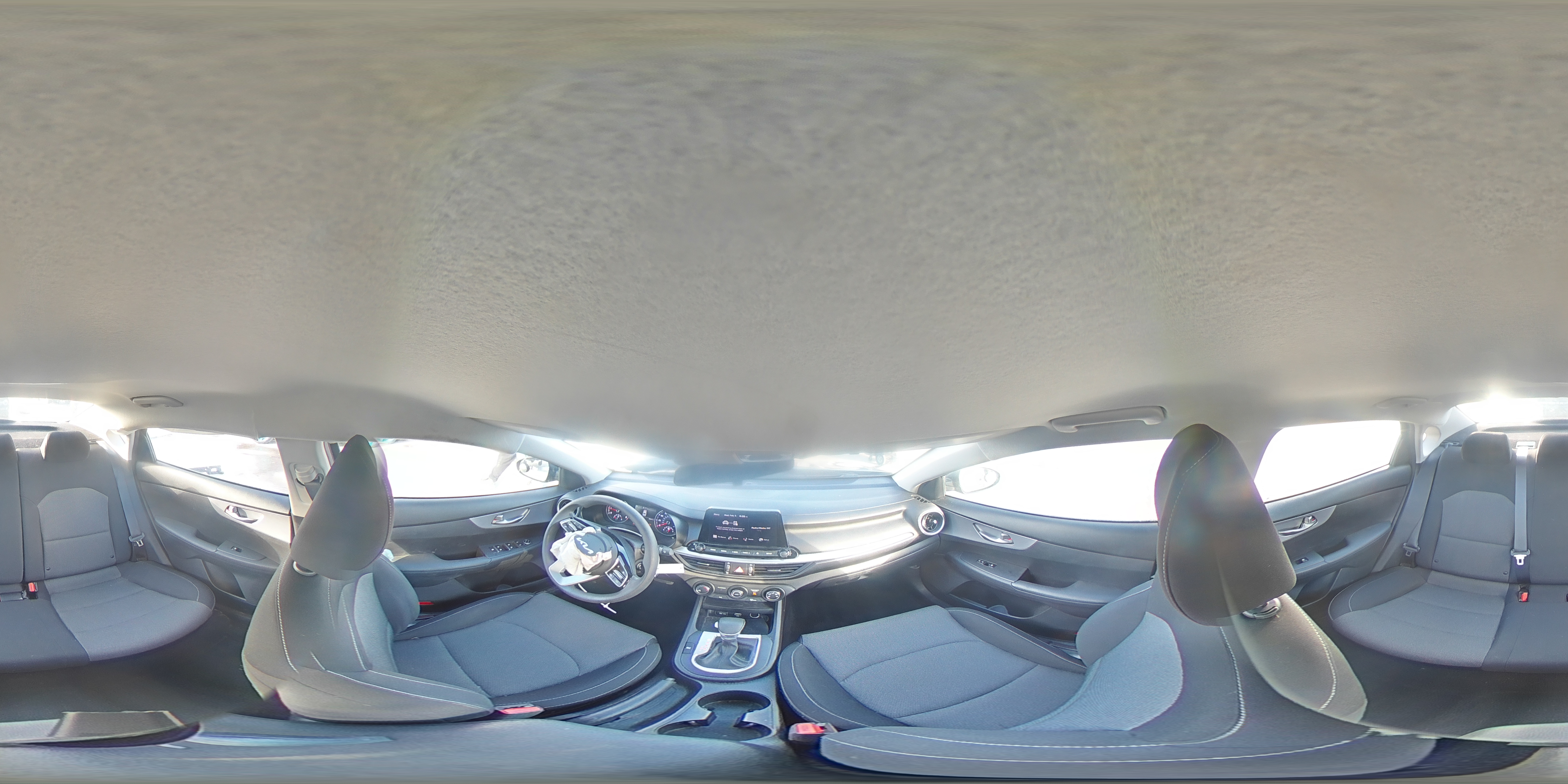 2022 Kia Forte - Image 14