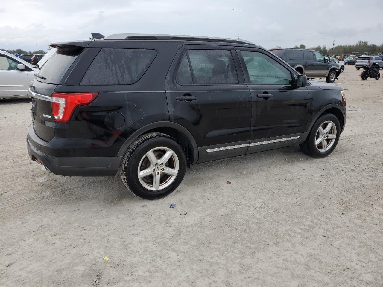 2018 Ford Explorer - Image 3