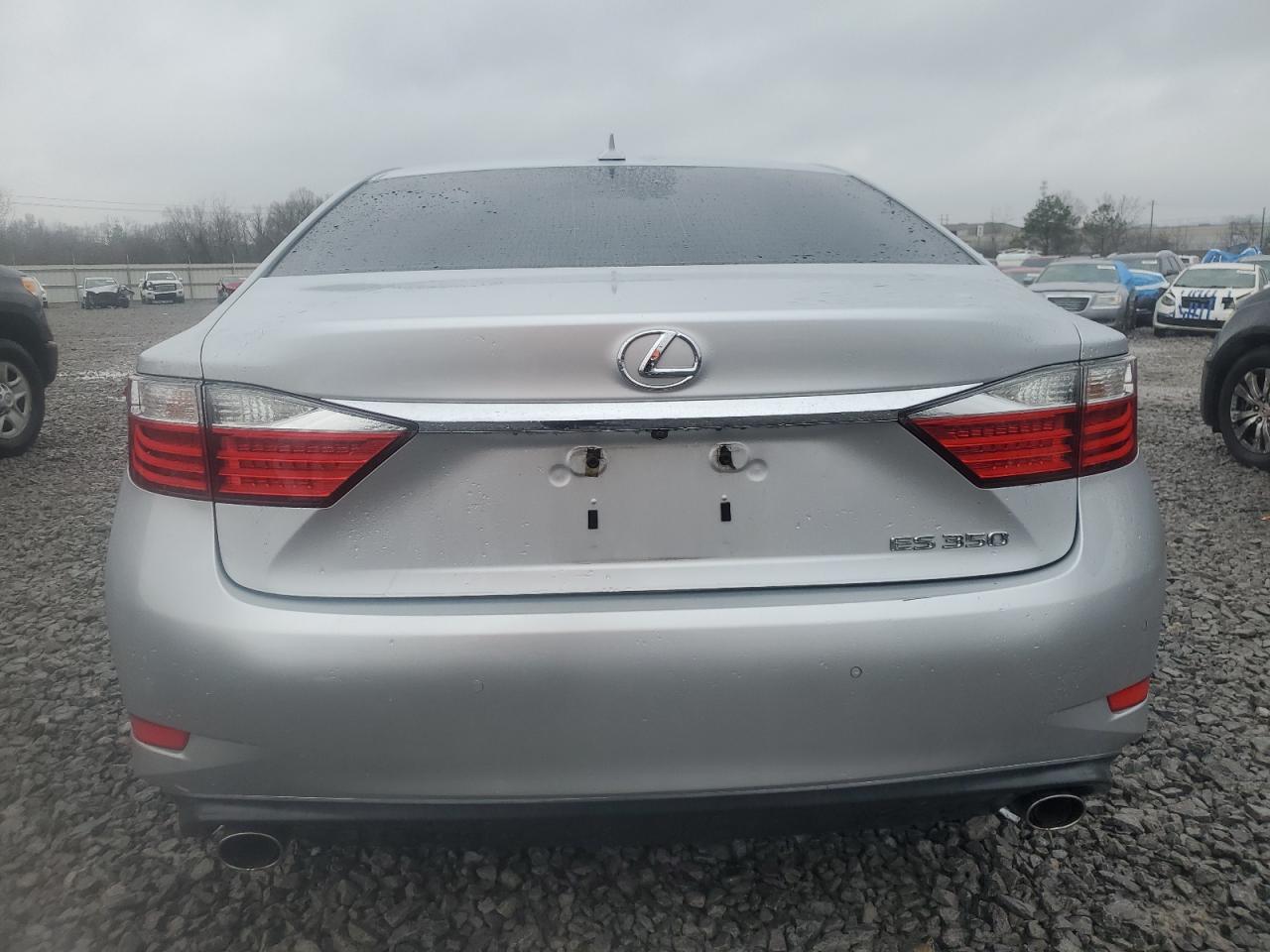 2013 Lexus ES - Image 6