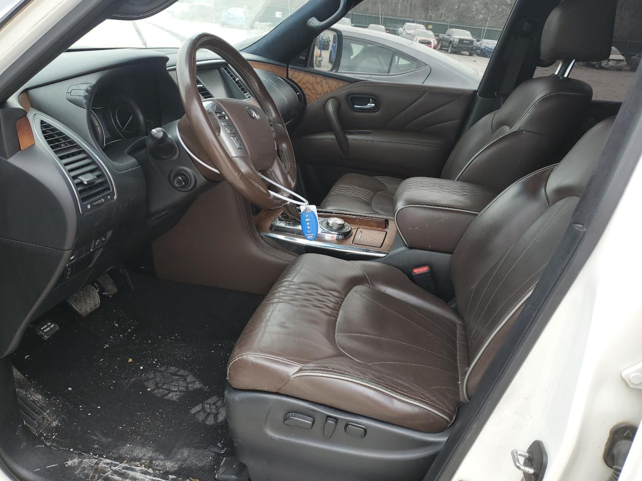 2017 Infiniti QX80 - Image 7