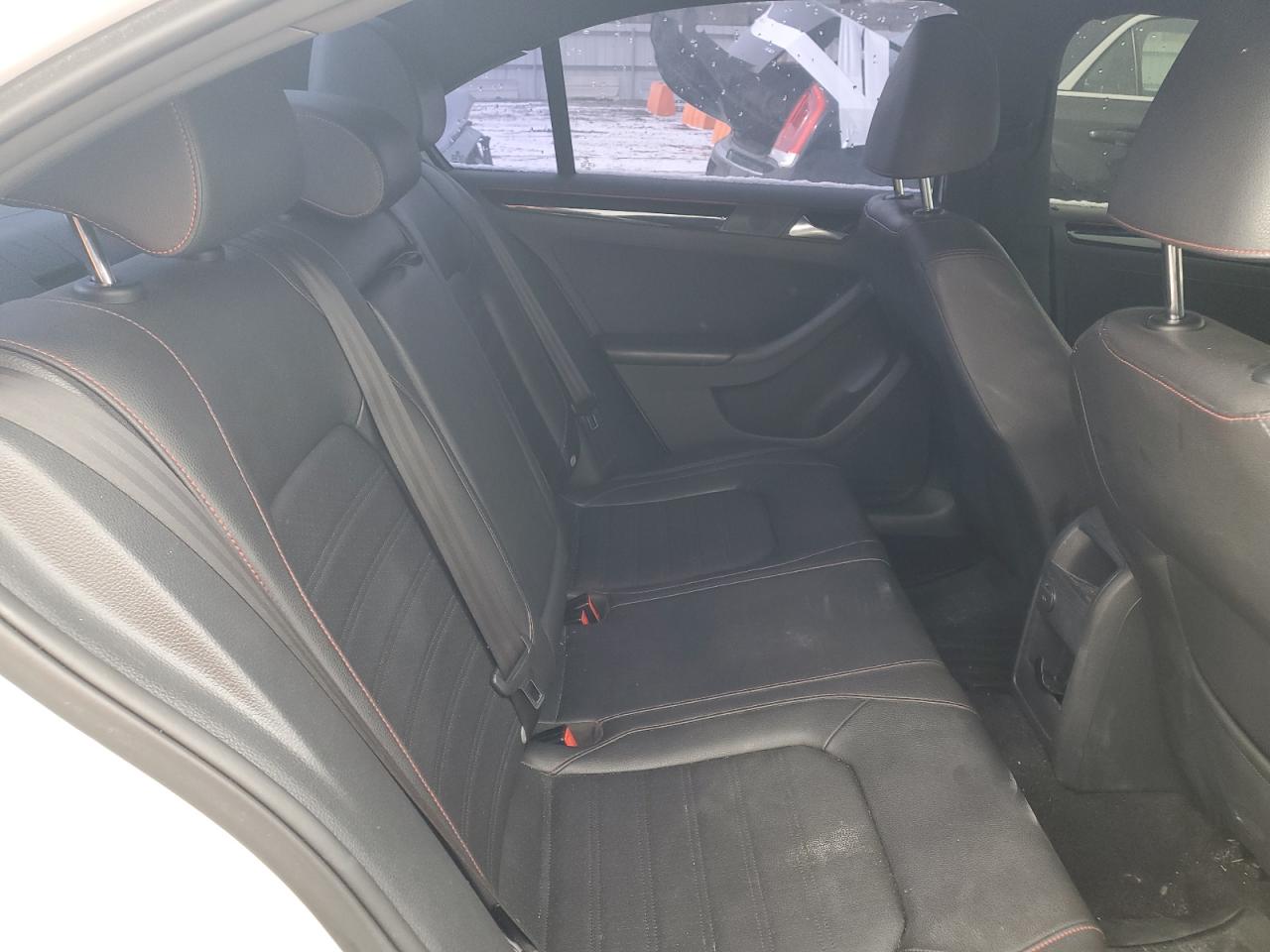 2016 Volkswagen Jetta - Image 10
