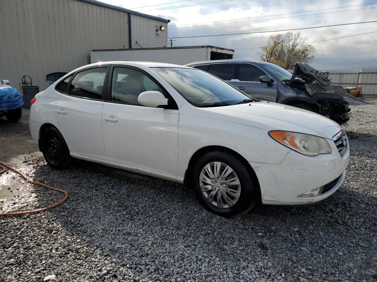 2008 Hyundai Elantra - Image 4