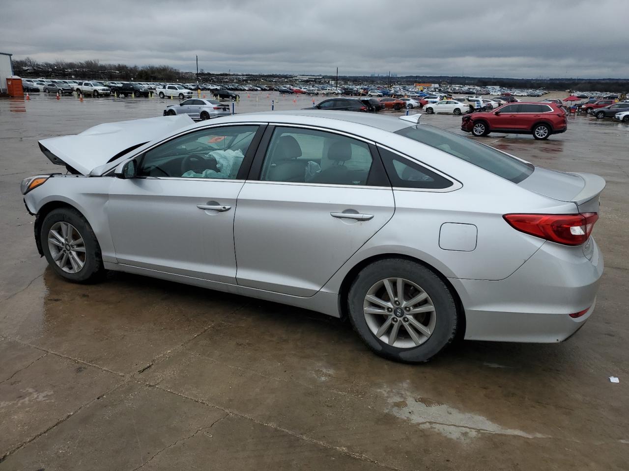 2015 Hyundai Sonata - Image 2