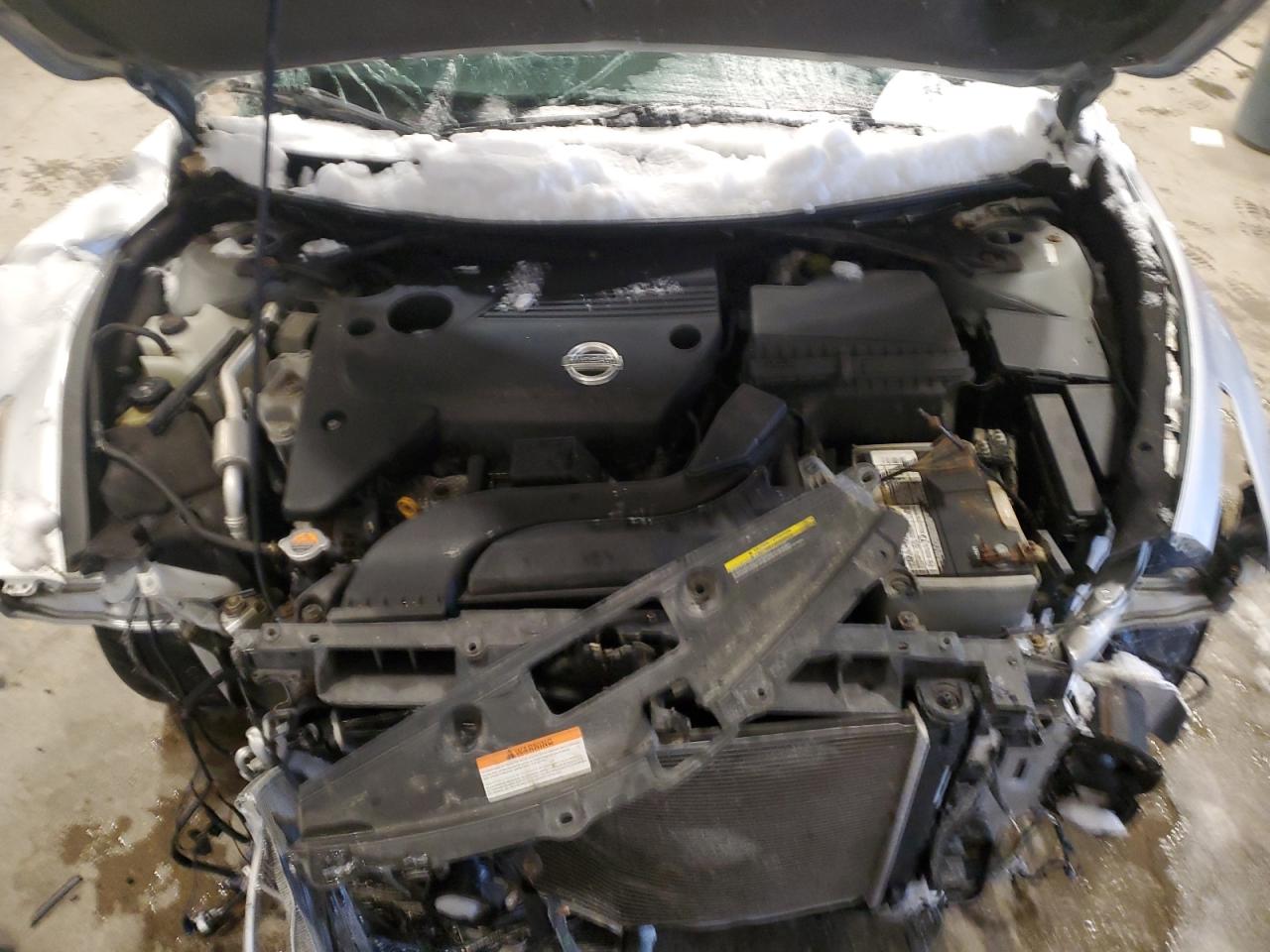 2015 Nissan Altima - Image 13