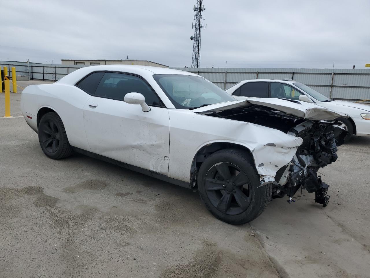 2015 Dodge Challenger - Image 4