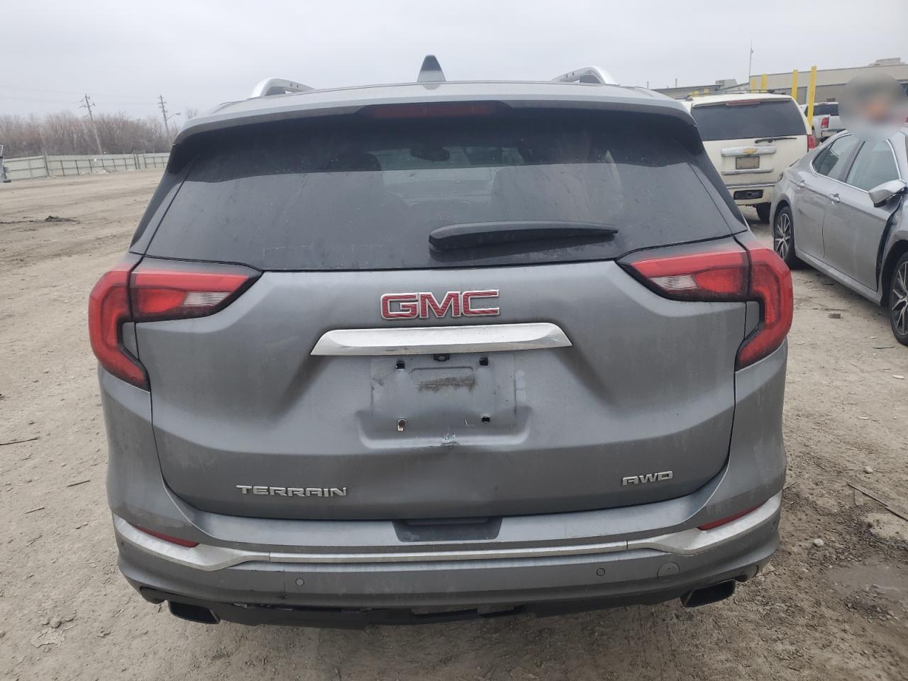 2019 GMC Terrain - Image 6