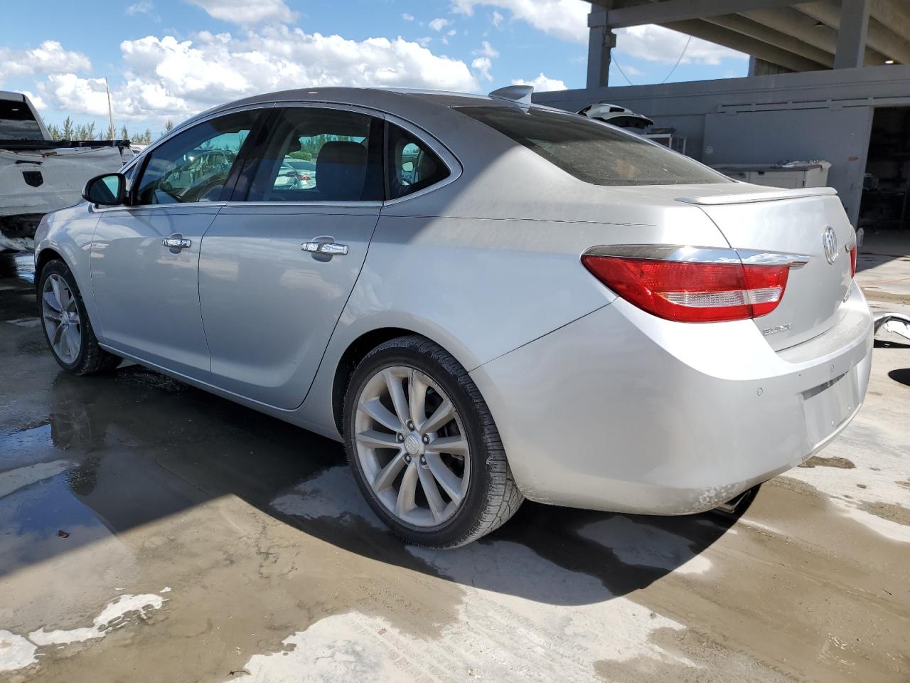 2016 Buick Verano - Image 2