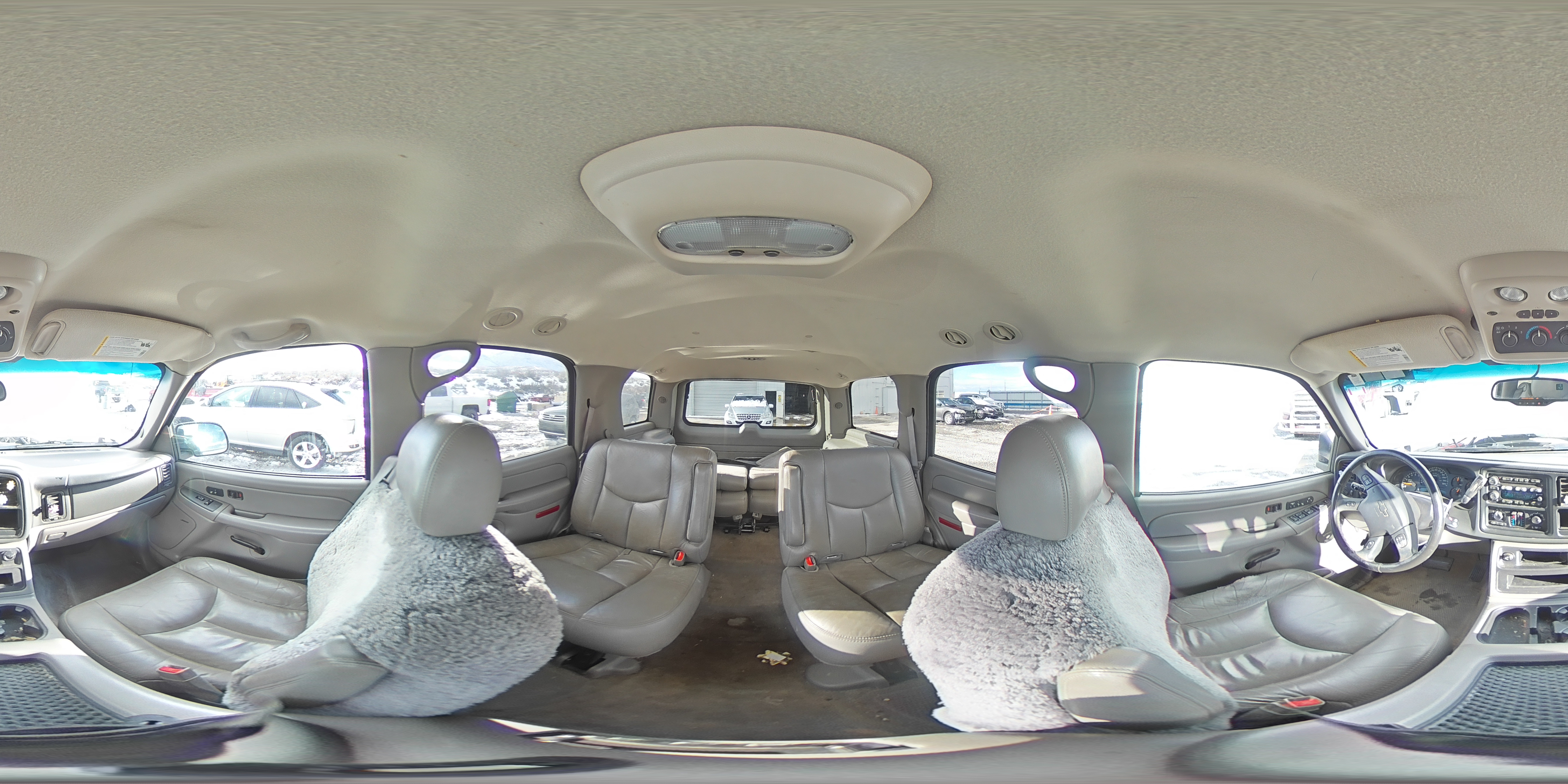 2004 Chevrolet Tahoe - Image 14