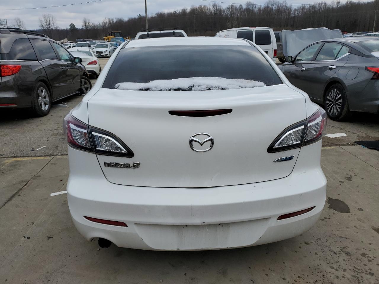 2012 Mazda 3 - Image 6