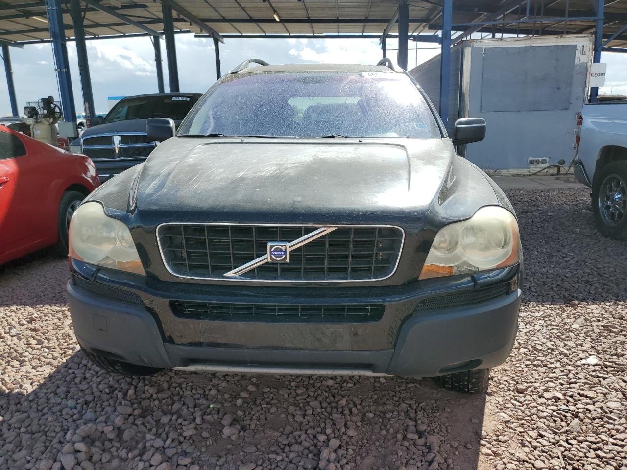 2004 Volvo XC90 - Image 5