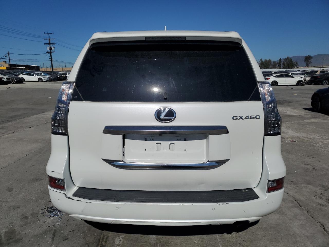 2021 Lexus GX - Image 6