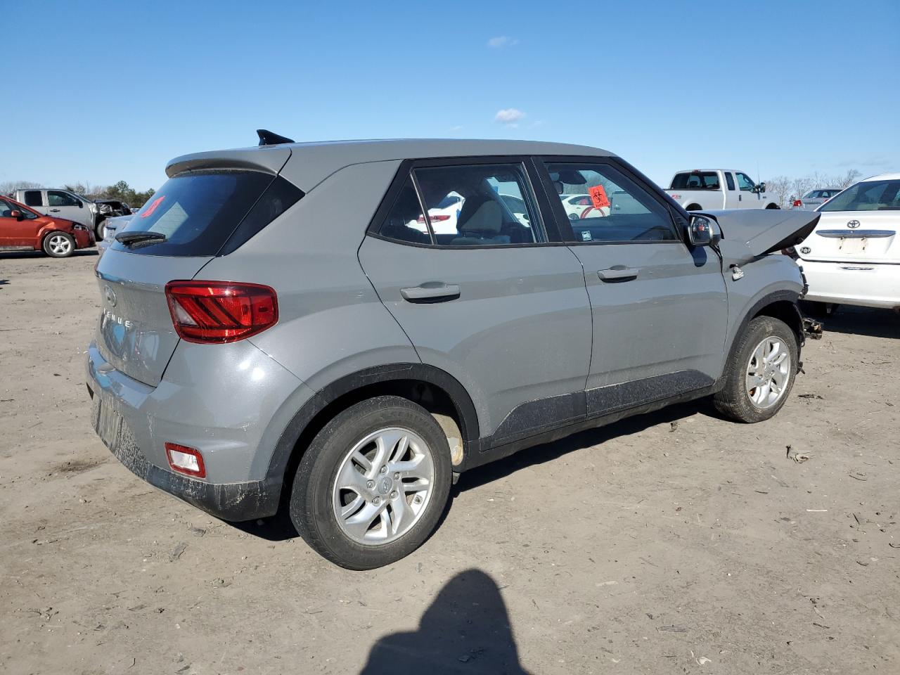 2021 Hyundai Venue - Image 3