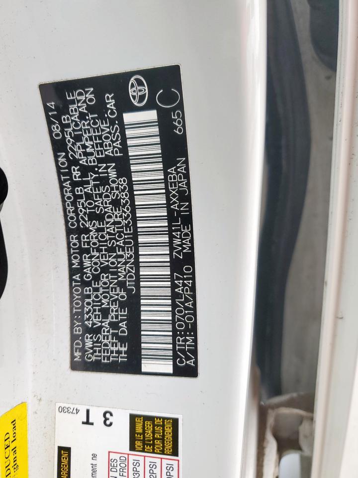 2014 Toyota Prius - Image 12