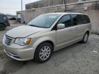 2016 Chrysler Town & Country Touring на продаже в Fredericksburg, VA - Minor Dent/Scratches