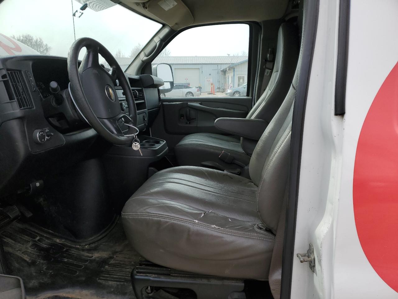 2013 Chevrolet Express - Image 7