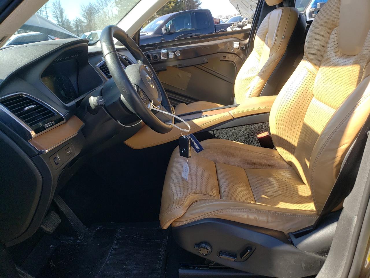 2016 Volvo XC90 - Image 7