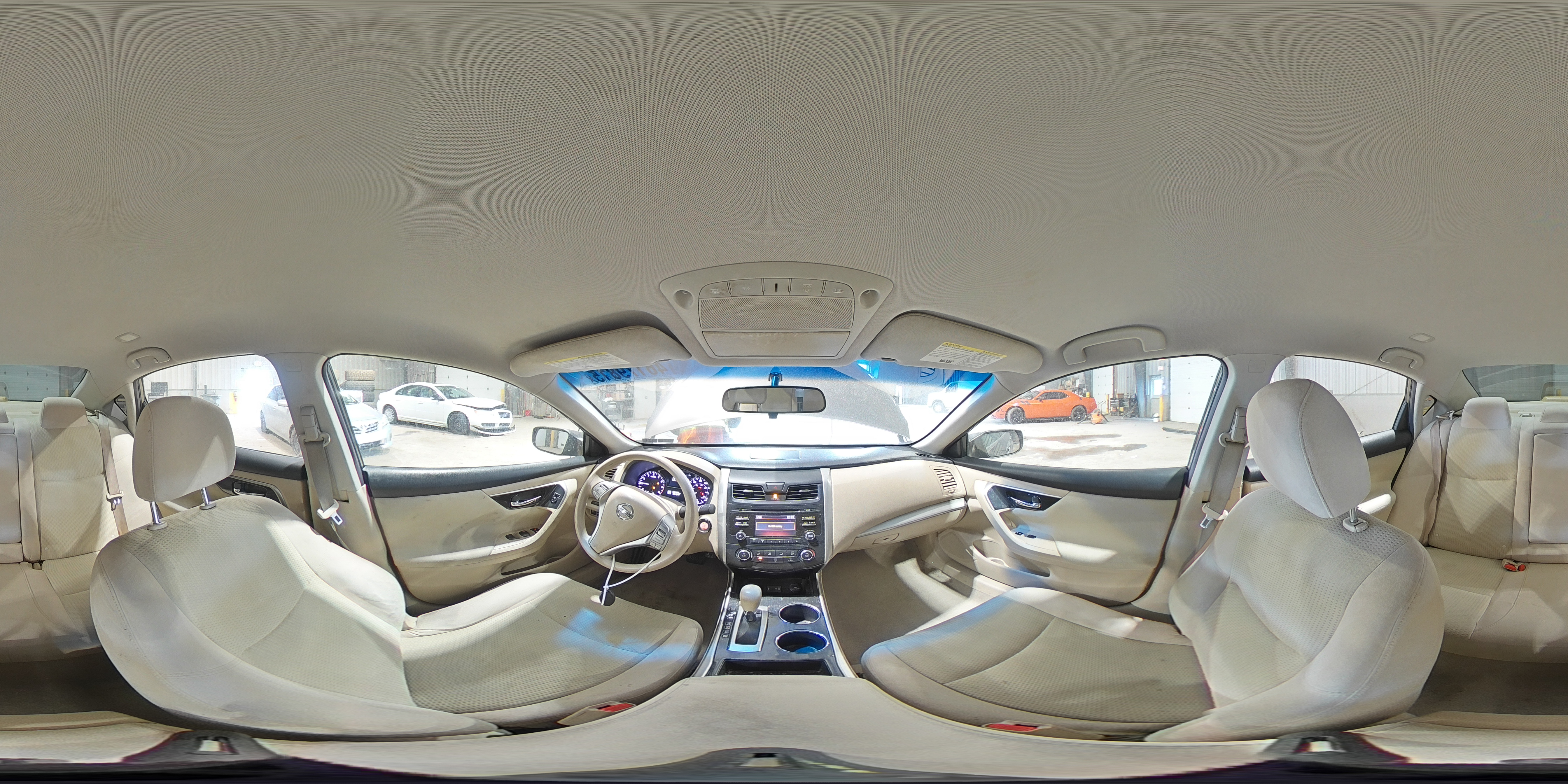 2014 Nissan Altima - Image 12