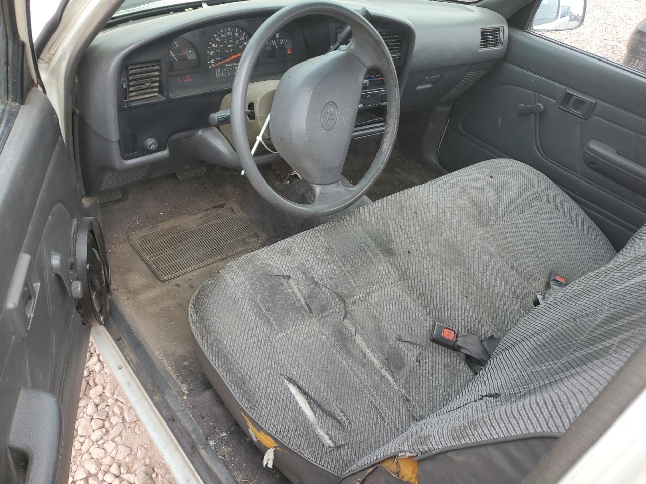 1994 Toyota Pickup - Image 8