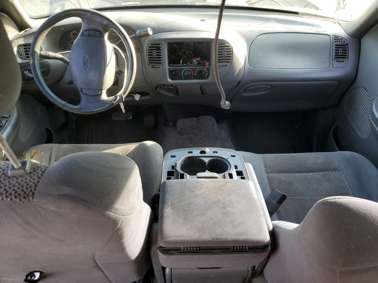 2002 Ford F-150 - Image 8