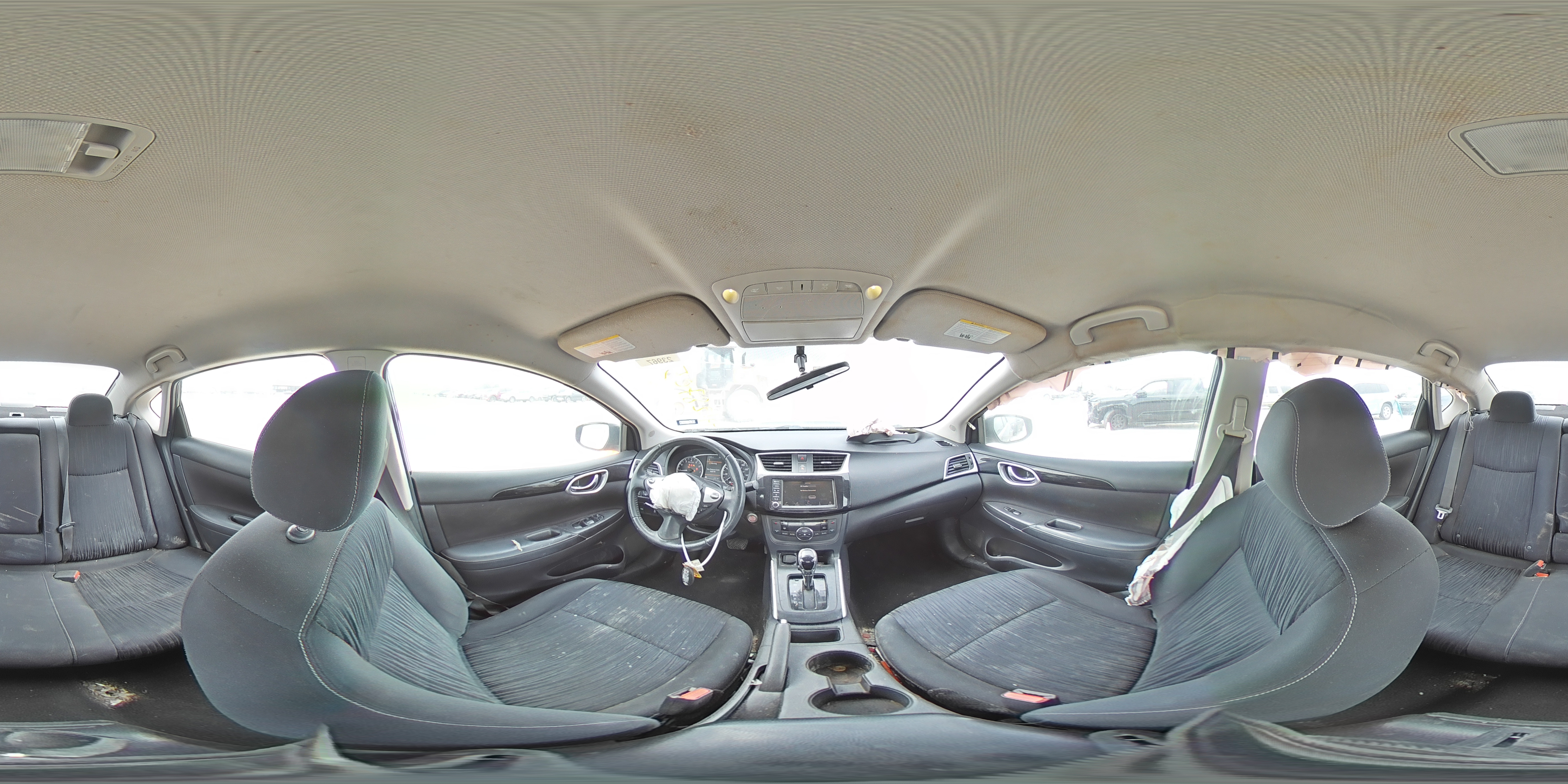 2019 Nissan Sentra - Image 13