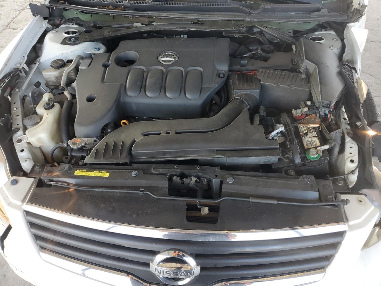 2009 Nissan Altima - Image 12
