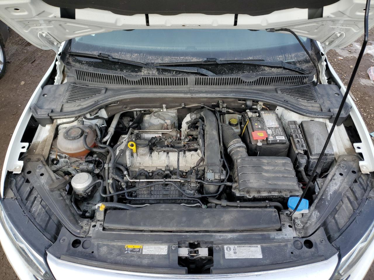 2019 Volkswagen Jetta - Image 11