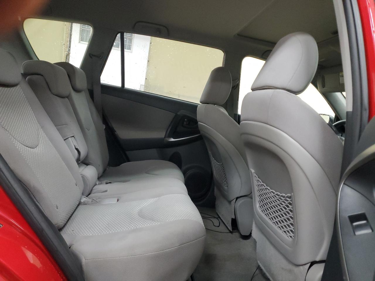 2011 Toyota RAV 4 - Image 11