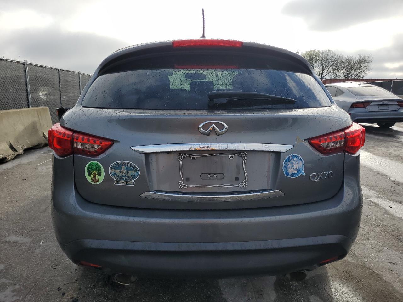 2017 Infiniti QX70 - Image 6