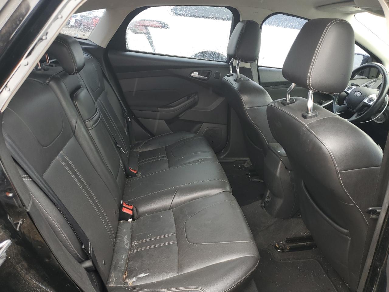 2012 Ford Focus - Image 11