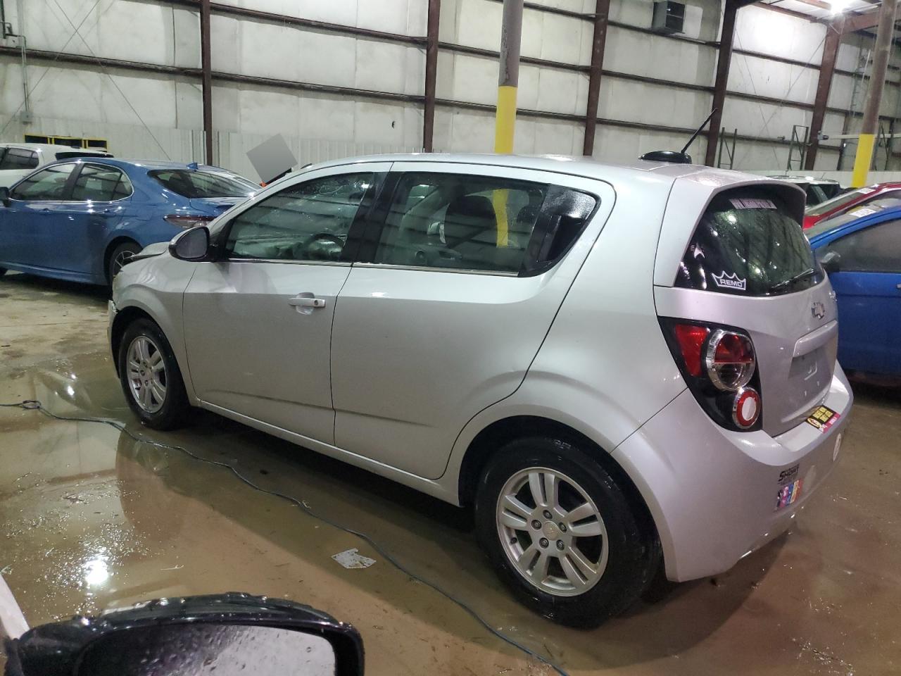 2015 Chevrolet Sonic - Image 2