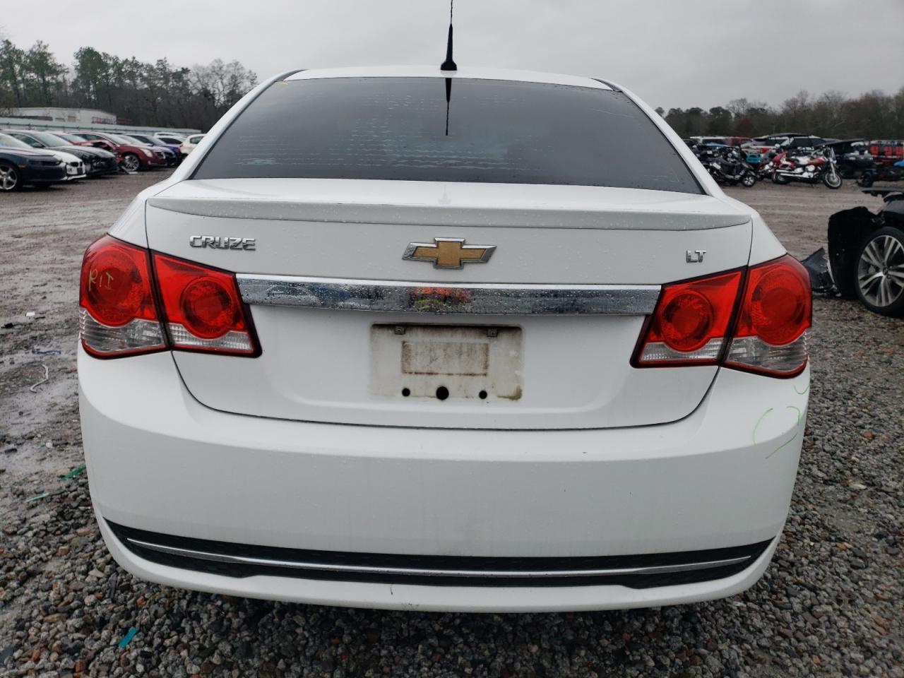 2012 Chevrolet Cruze - Image 6