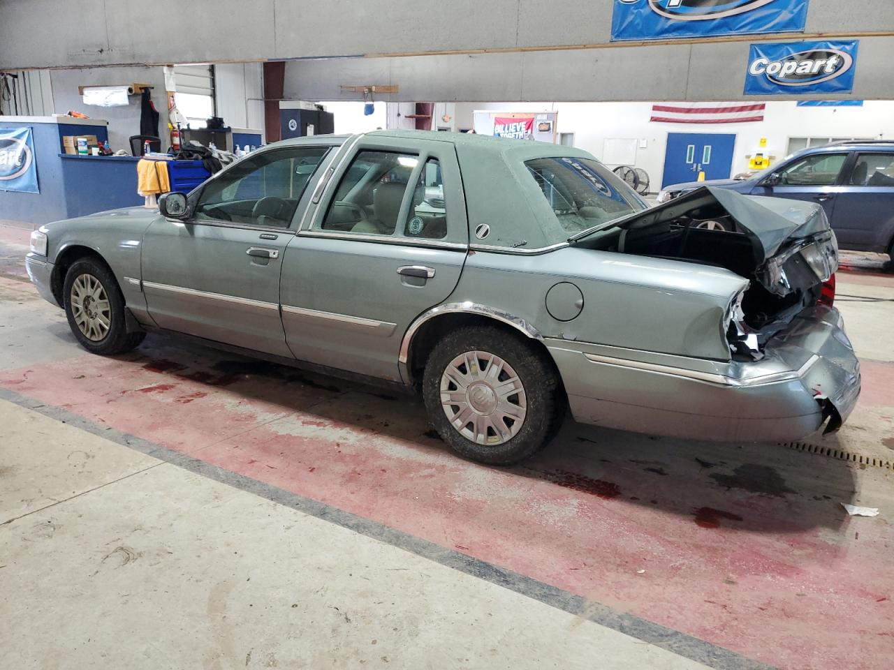 2006 Mercury Grand Marquis - Image 2