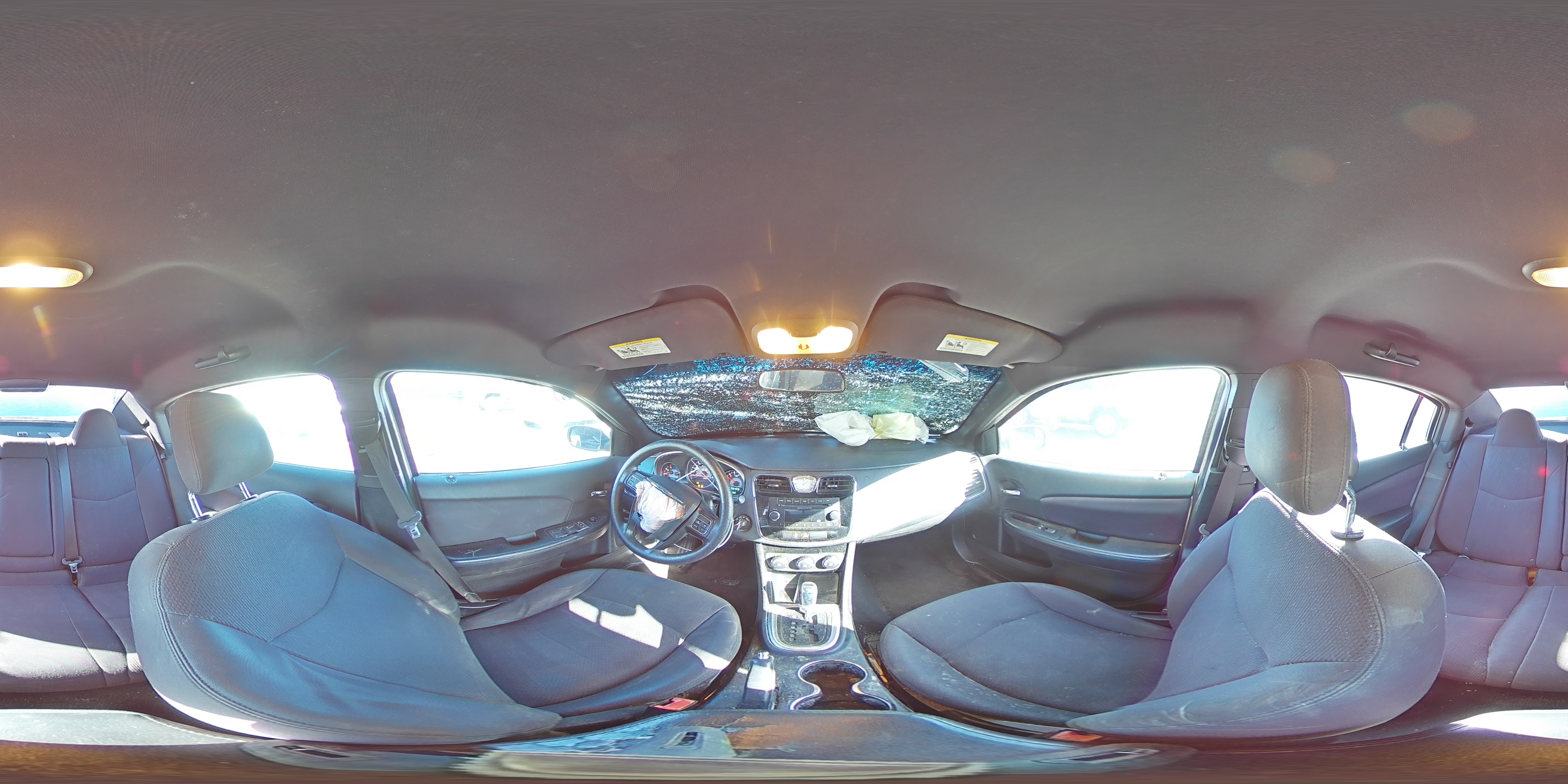 2012 Chrysler 200 - Image 13