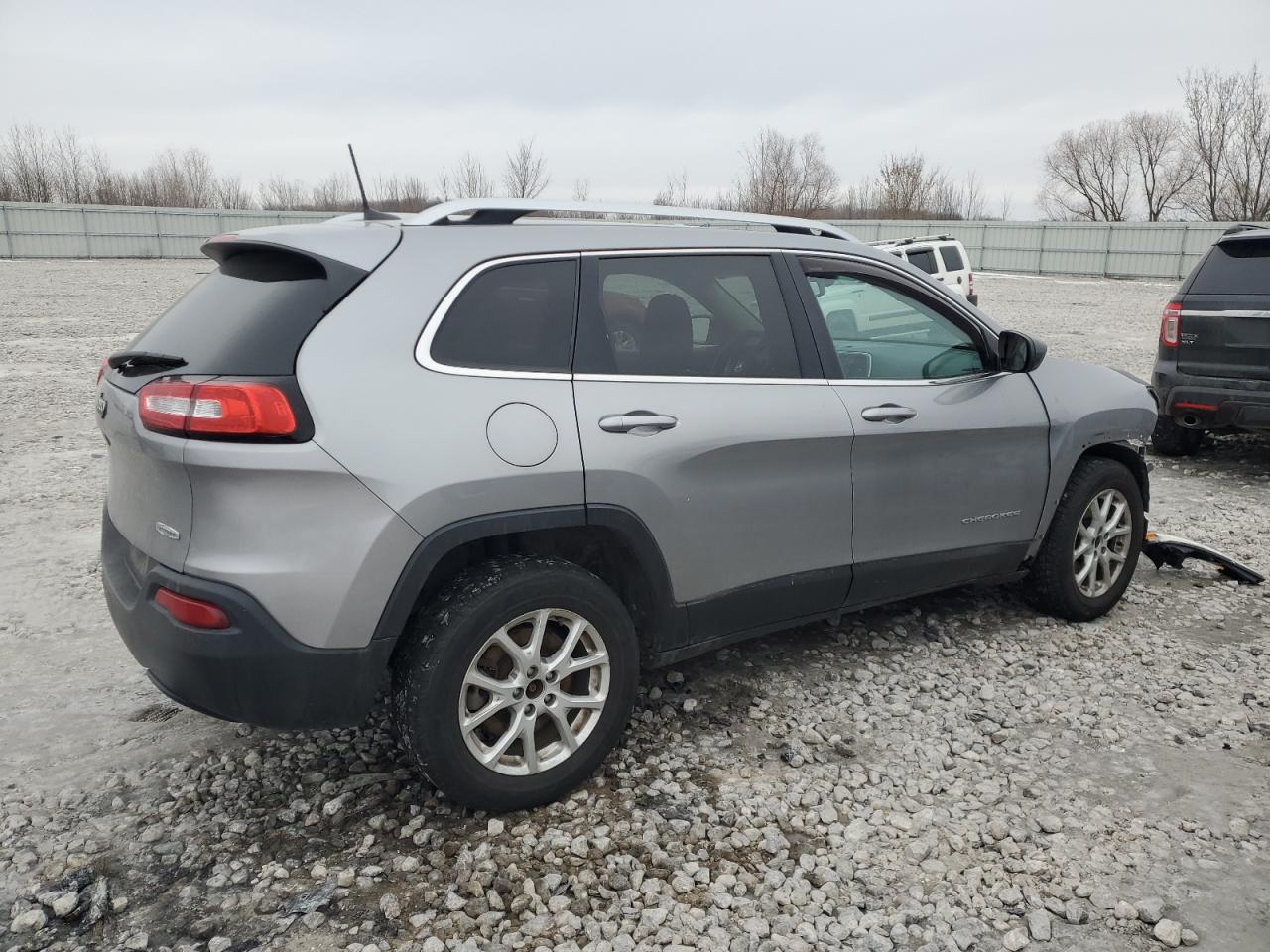 2016 Jeep Grand Cherokee - Image 3