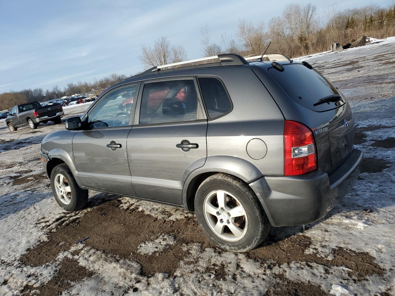 2007 Hyundai Tucson - Image 2