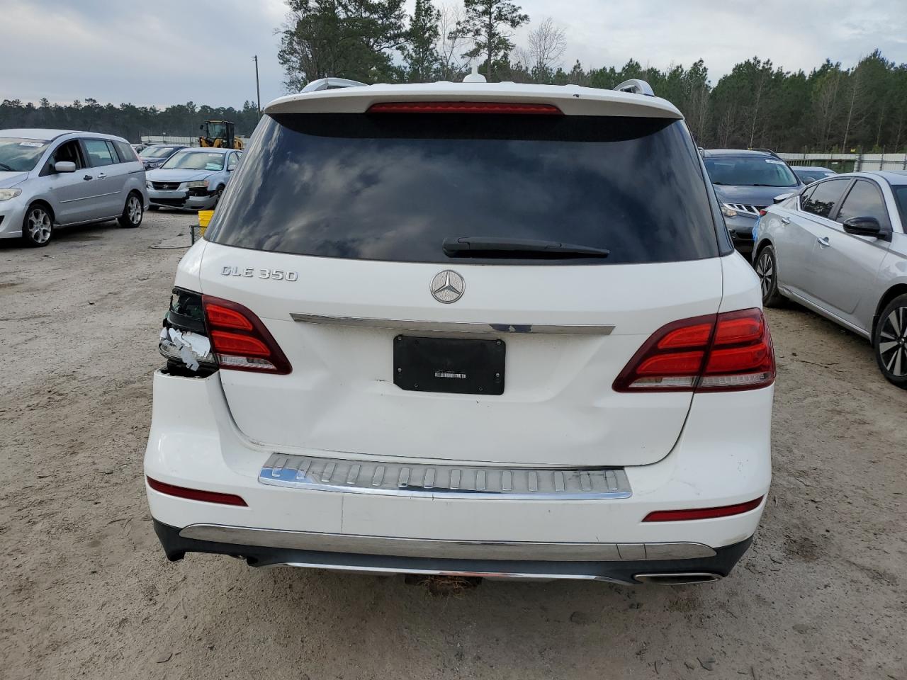 2016 Mercedes-Benz GLE - Image 6