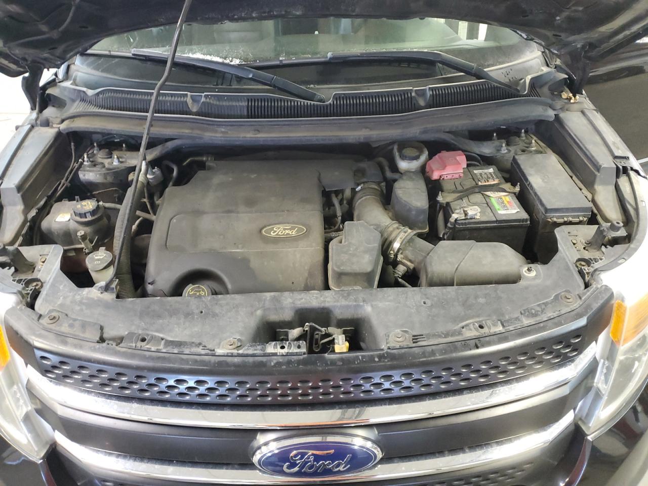 2015 Ford Explorer - Image 12