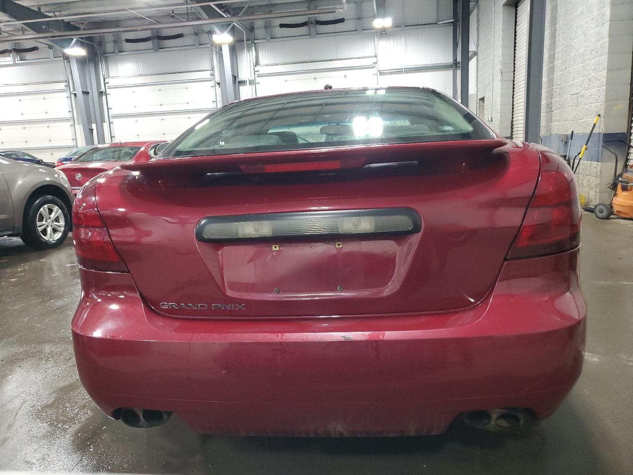 2006 Pontiac Grand Prix - Image 6