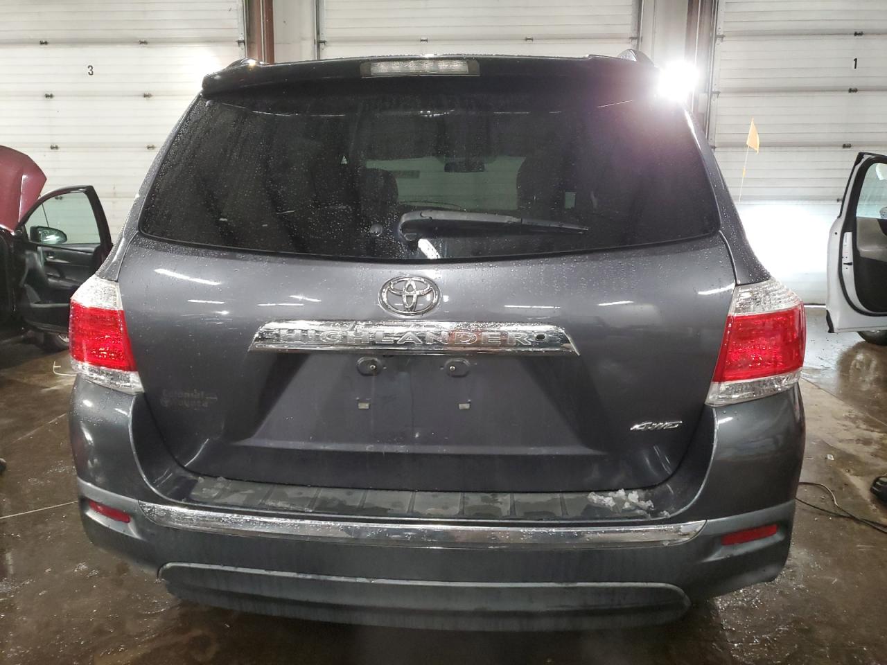 2013 Toyota Highlander - Image 6