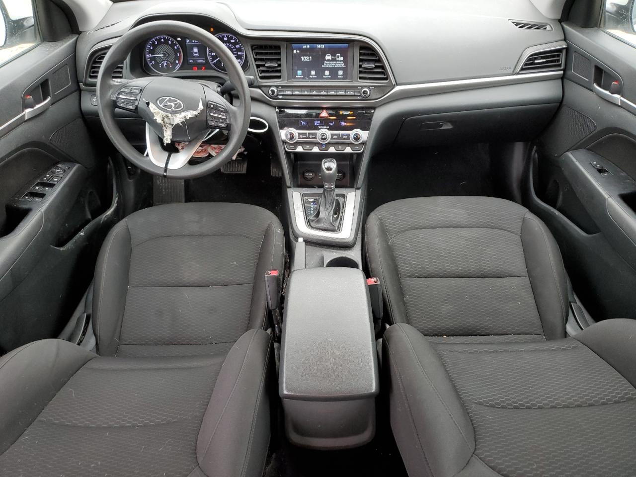 2020 Hyundai Elantra - Image 8