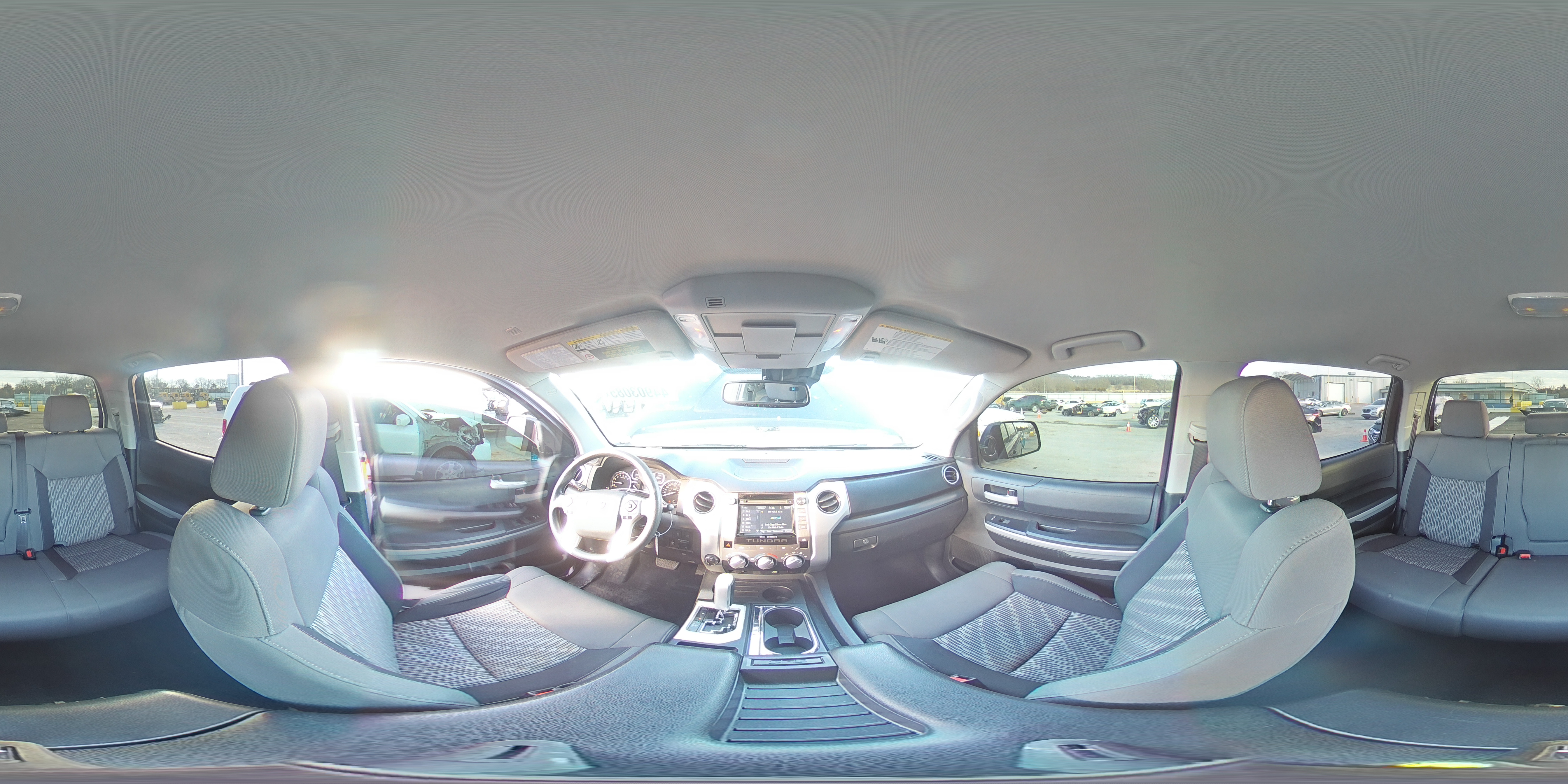 2019 Toyota Tundra - Image 13
