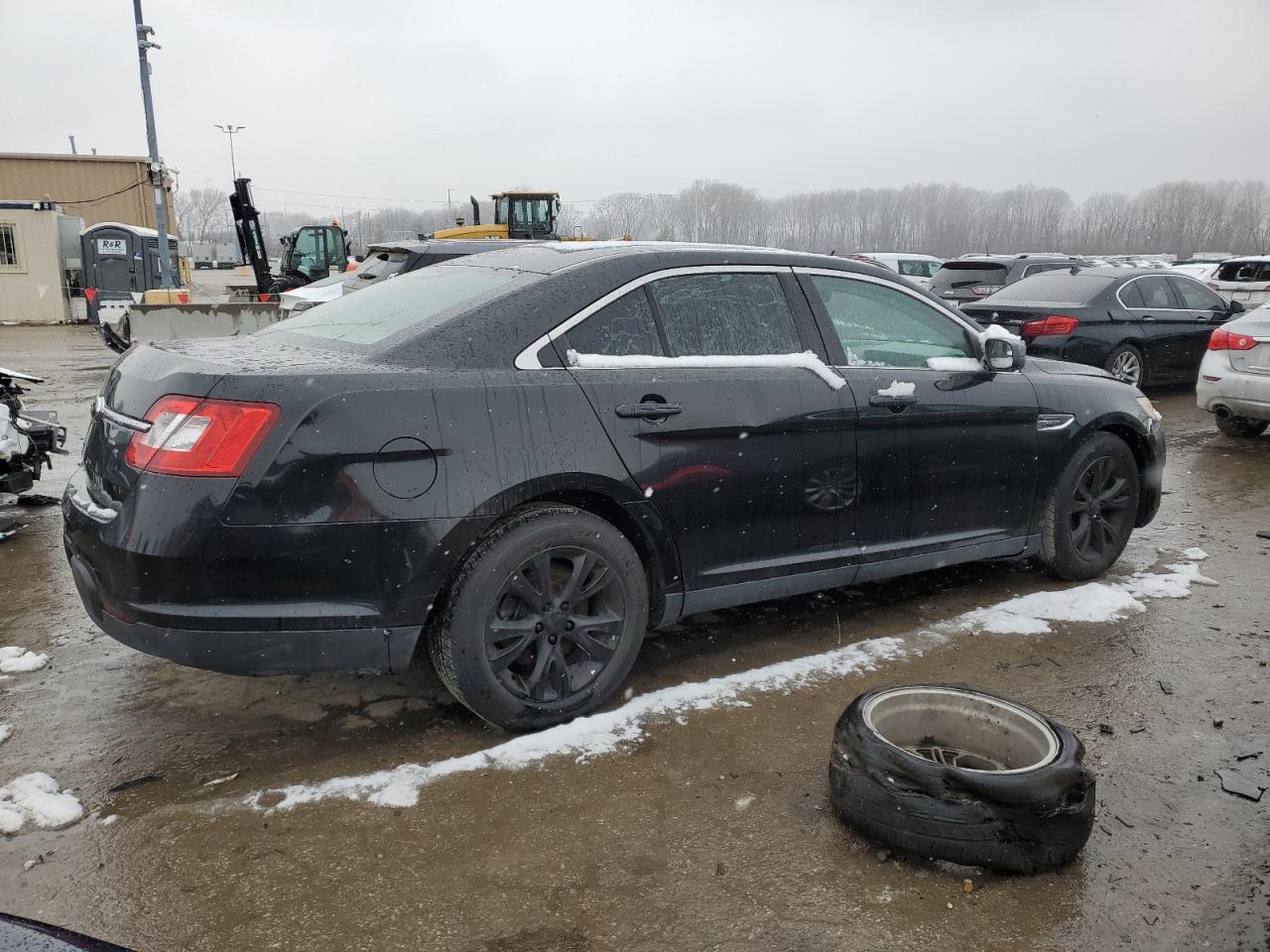 2012 Ford Taurus - Image 3