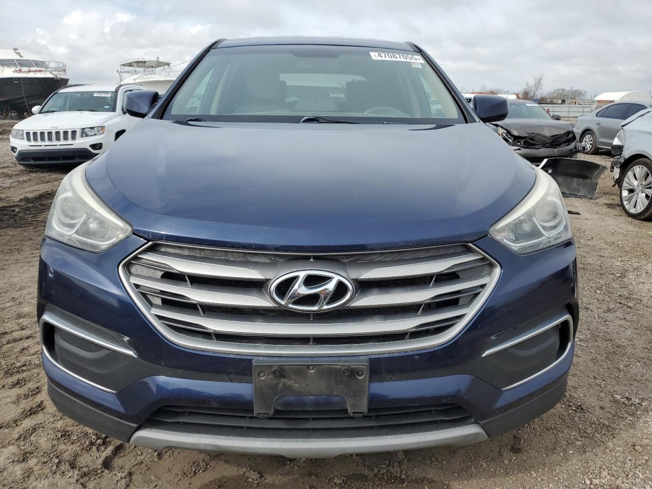 2018 Hyundai Santa Fe - Image 5