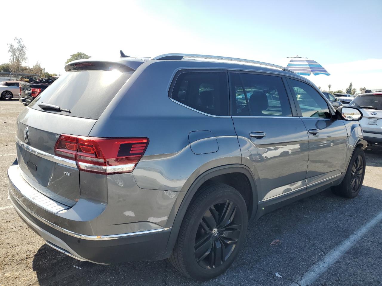2018 Volkswagen Atlas - Image 3