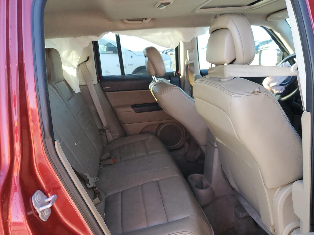 2014 Jeep Liberty (Patriot) - Image 11
