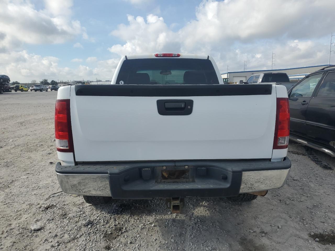 2007 GMC Sierra - Image 6