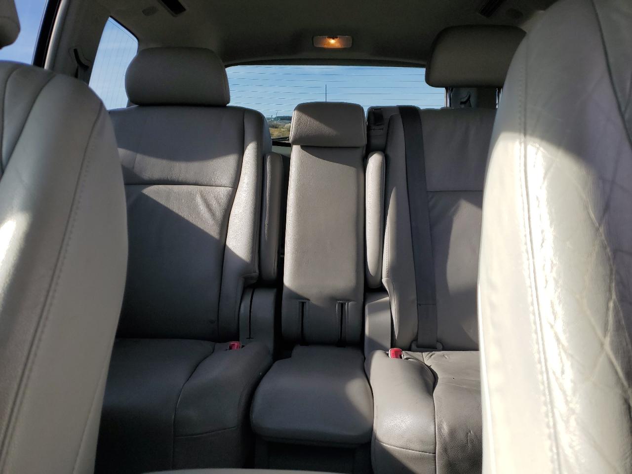 2009 Toyota Highlander - Image 10